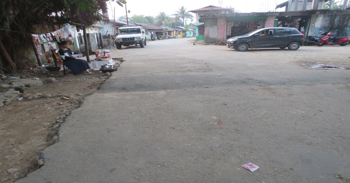 Easter Monday Celebration Balat: Families Enjoy Picnics, Markets See Low Turnout